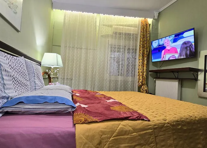 Fully Equipped And Family-friendly With 4k Netflix At Center Salonicco