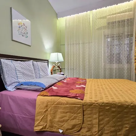 Fully Equipped And Family Friendly Skg Center Apartment *